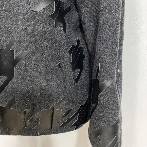 LAMB WOMEN'S GREY WOOL BLACK FAUX LEATHER GEO APPLIQUE BOMBER JACKET - 4 - Picture 5 of 11